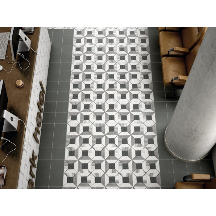 Cloth B&W 20X20