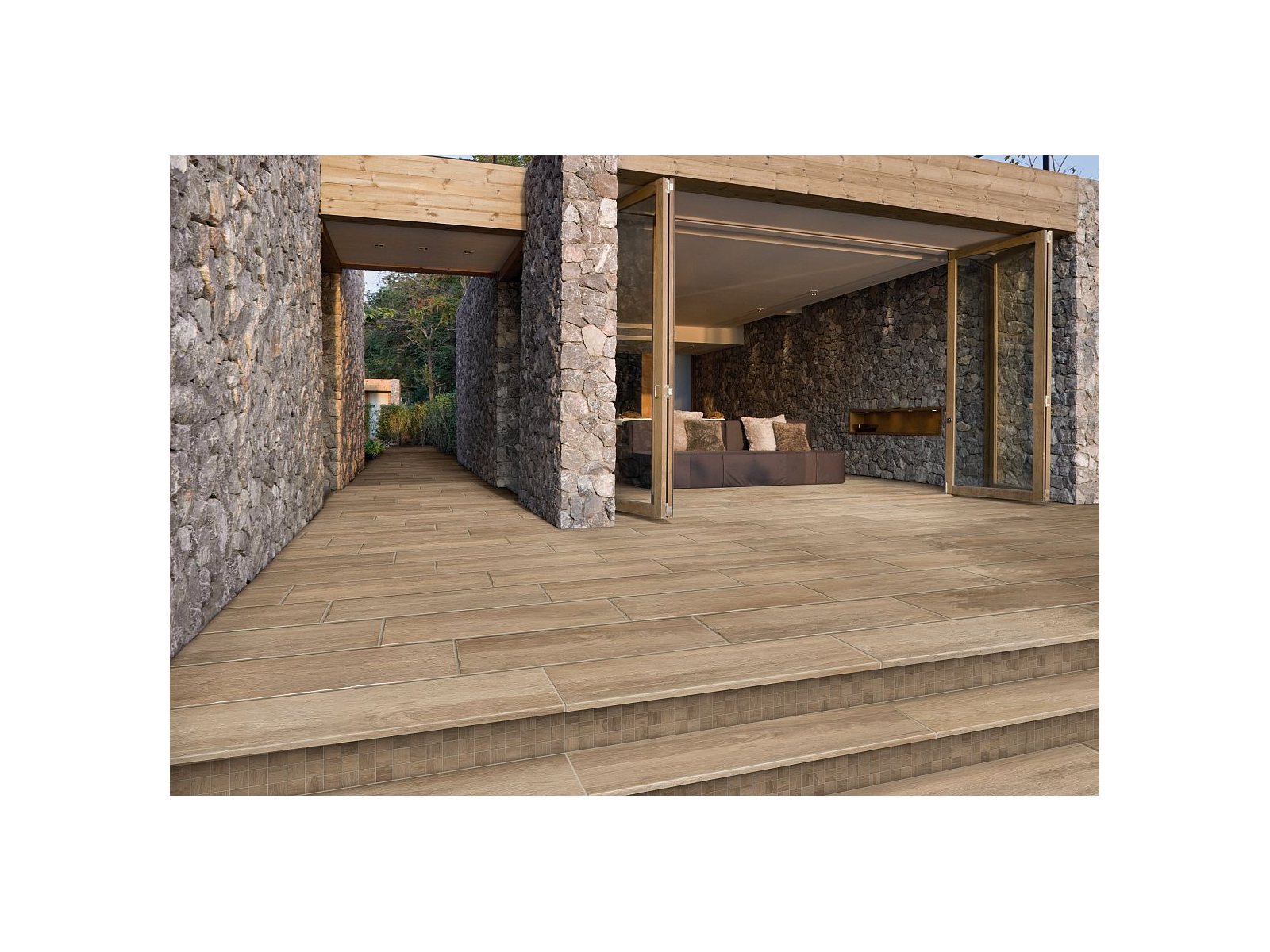 Esq. Int. Borde Piscina Central Park Ant. 51,2x51,2