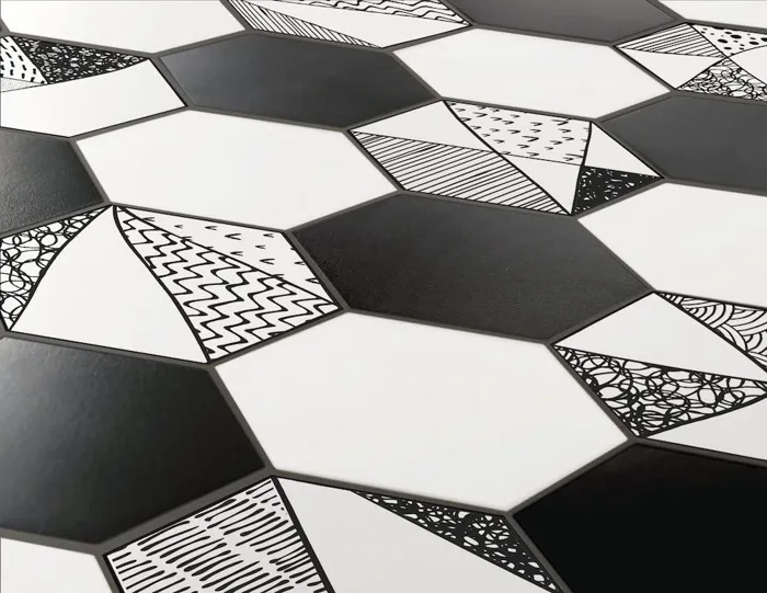 Hexa Black Hexagon 23x27