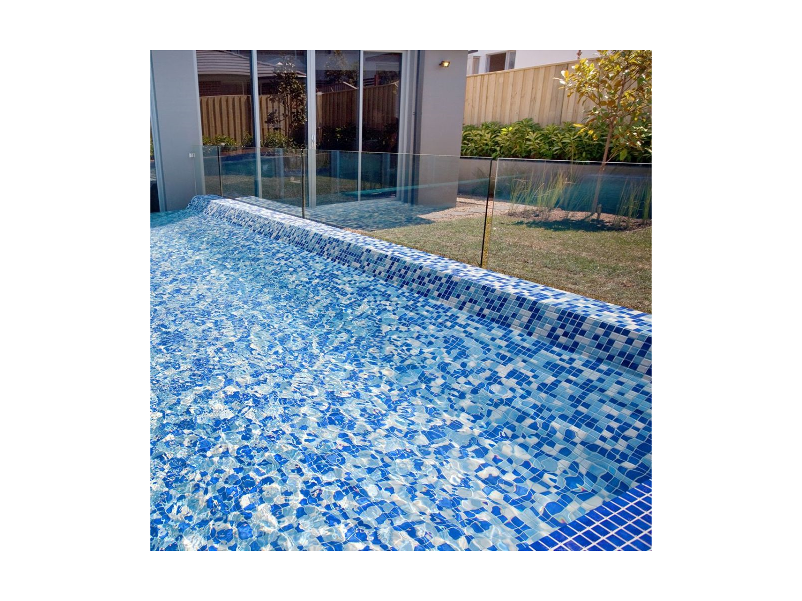 Iridescent Oasis 2,5 31,2X49,5