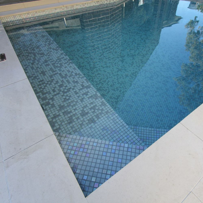 Iridescent Stone 2,5 31,2X49,5