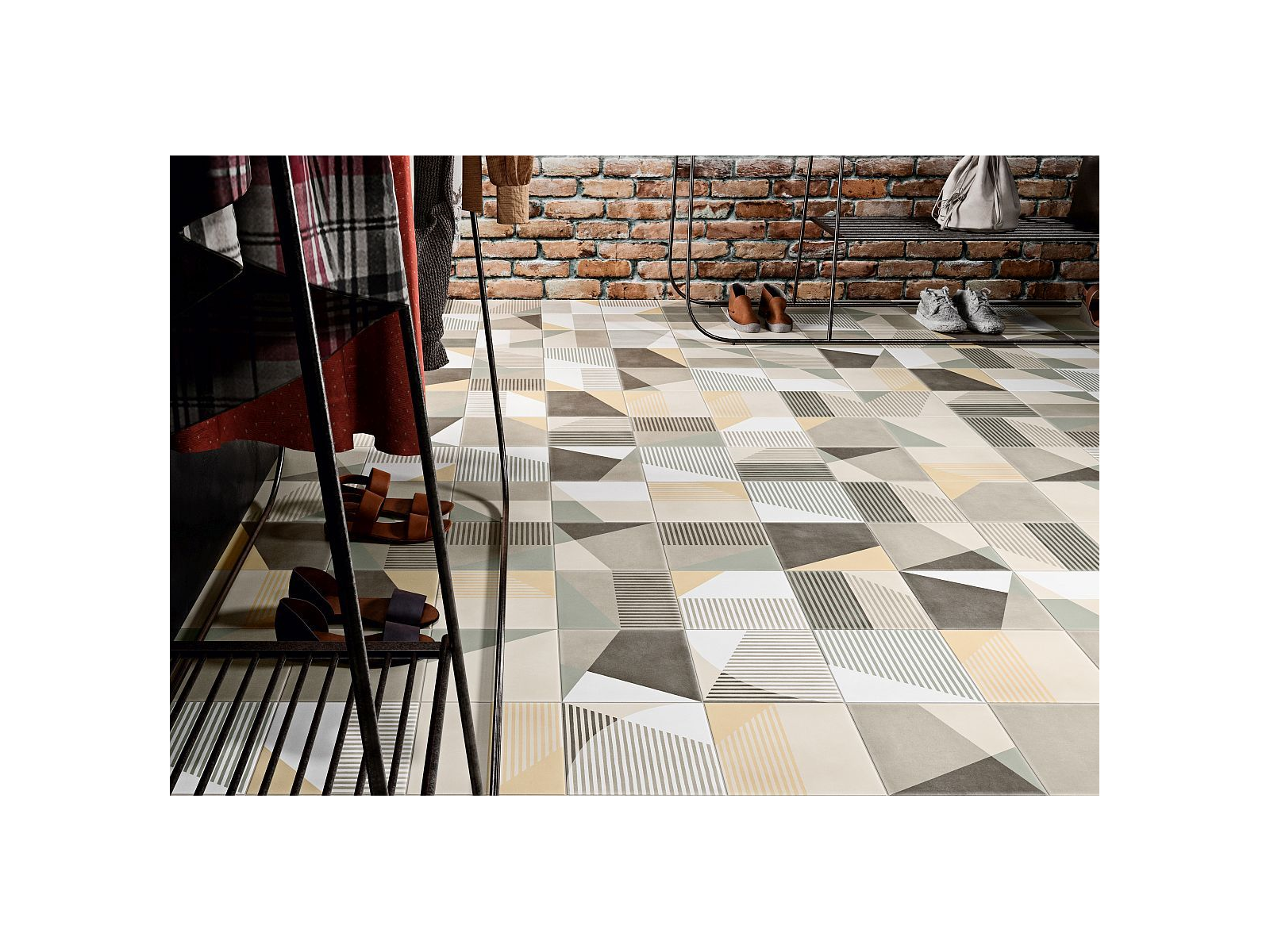 Raval Mix Taupe 20x20
