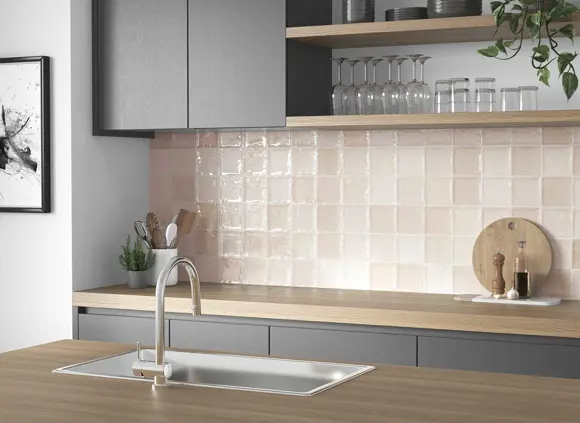 Kuchyně malý formát Mayolica