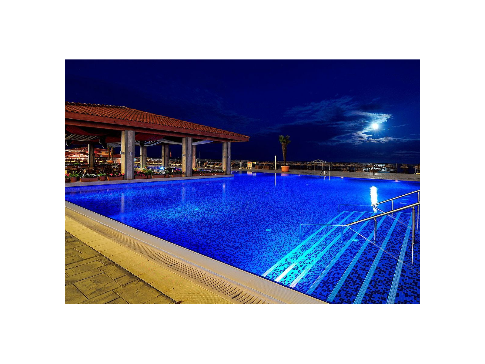 Tribal Pearl Black 28,3X28,6